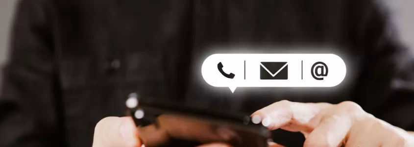 ¿Es obligatorio dar el correo electrónico y el teléfono personal a la empresa?